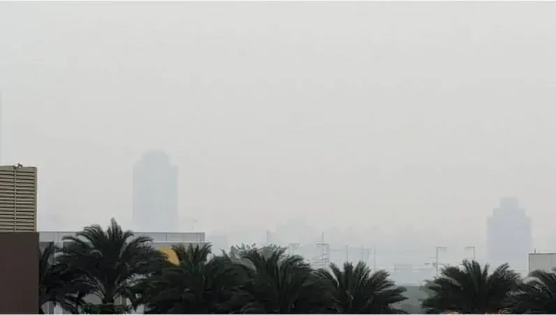 霧霾籠罩台中天空！醫師痛批「火力發電廠用力燒」：上演沉默之丘