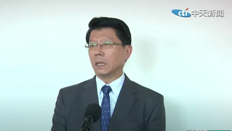 林俊憲喊話辯論《財劃法》　謝龍介：你初選贏陳亭妃再說