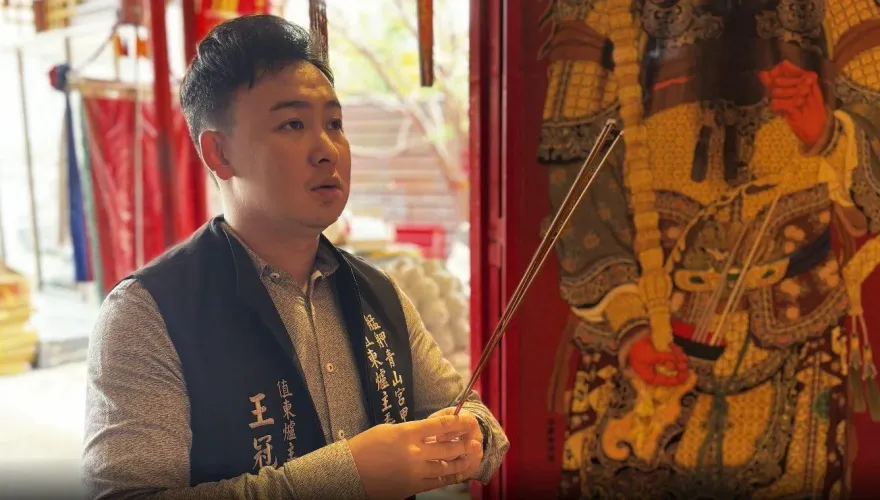 獨/青山宮少年爐主自曝曾「社恐」　王冠銘：我從加油站打工仔做起