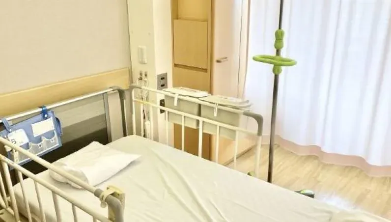 沾喜氣卻出人命！陸翁參加婚禮拿喜糖竟摔死    家屬怒告新郎
