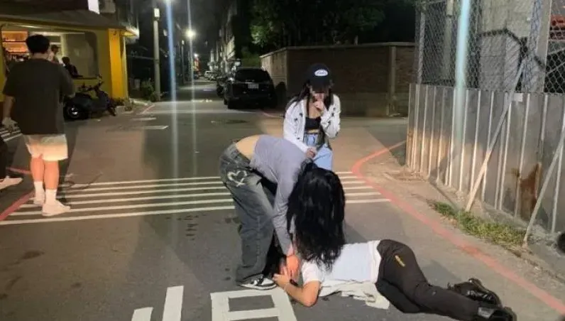 酒精路跑變醉漢亂跑！台中男大生竟想當街「咬耳朵」
