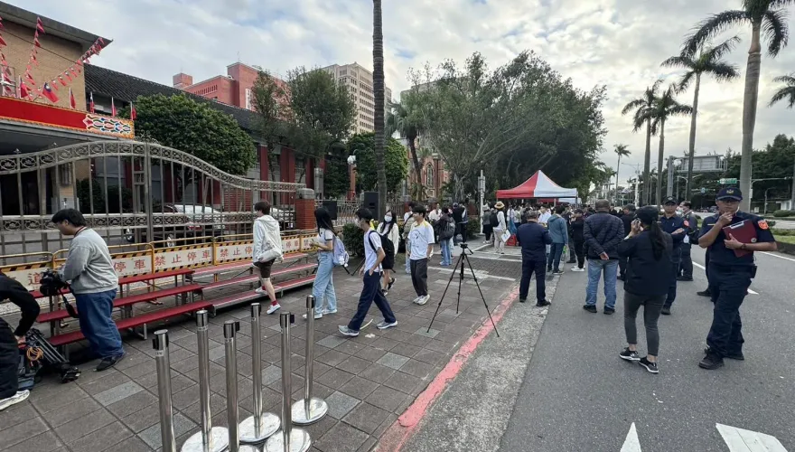 波波牙醫實習爭議未平！基層牙醫直指「政府破壞醫療制度」