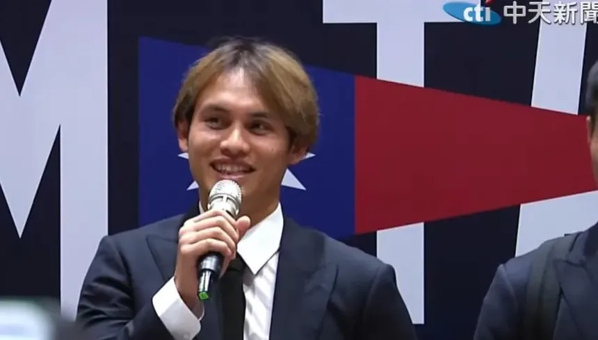 影/12強拿下5勝！張奕感謝球迷熱情接機　笑言最想好好睡一覺
