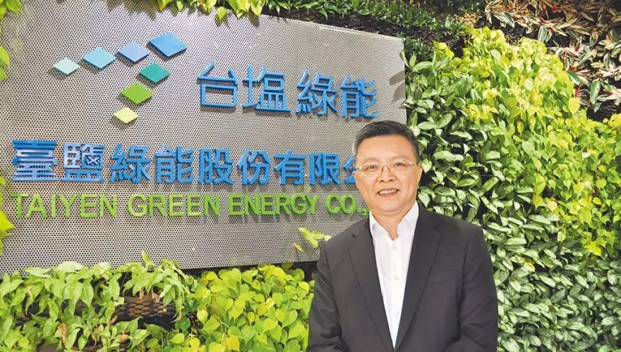 陳啟昱逃亡25天突投案　徐巧芯揭時間點藏玄機：很離譜
