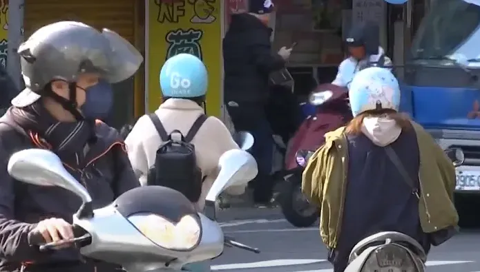 出遊注意！春節空品拉警報　中南部初一至初三亮橘燈