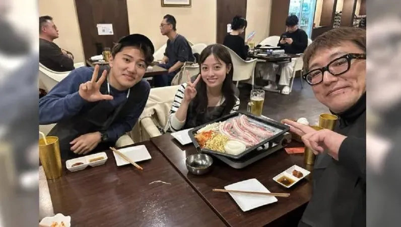 與名導聚餐喝酒！橋本環奈私下照曝光　他被罵到刪文
