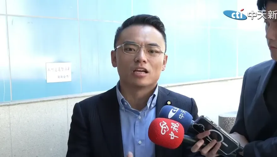「不領1萬」選項政院急喊卡　洪孟楷：綠委跳腳不意外