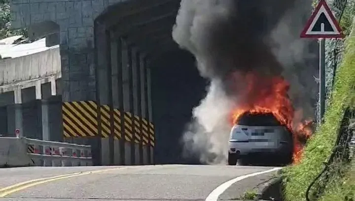 影/國3、台9丁線接連「中午火燒車」烈焰畫面直擊