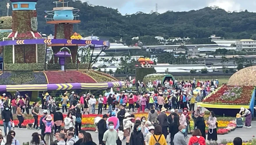 人潮358萬創新高！2024台中國際花毯節圓滿落幕　帶動85億元觀光產值