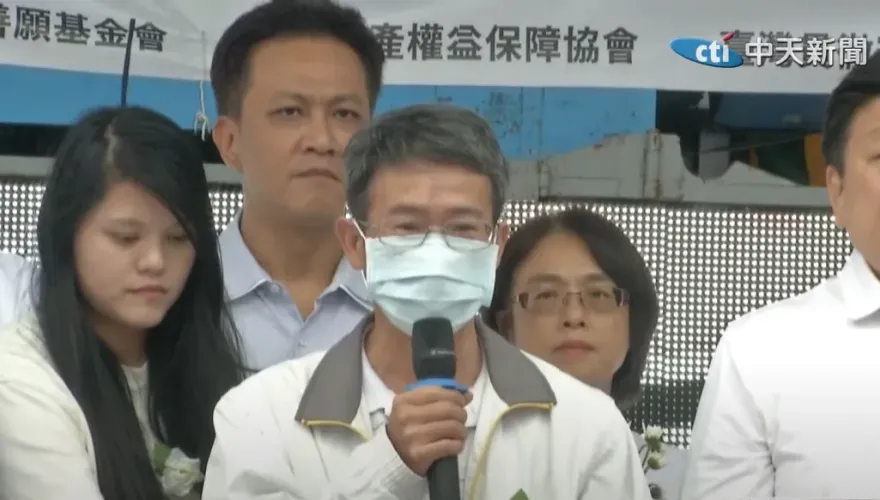 影/反廢死！割喉案楊爸爸：社會安全網被推入萬丈深淵