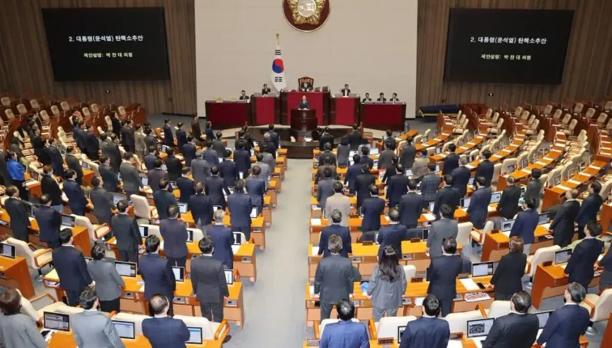 國會表決尹錫悅彈劾案！執政黨集體退場　在野不滿「點名籲回到議場」