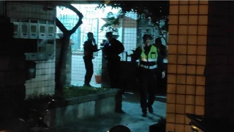 苗栗男弒母砍子墜樓亡！「機車藏人要殺全家」　疑幻聽發作