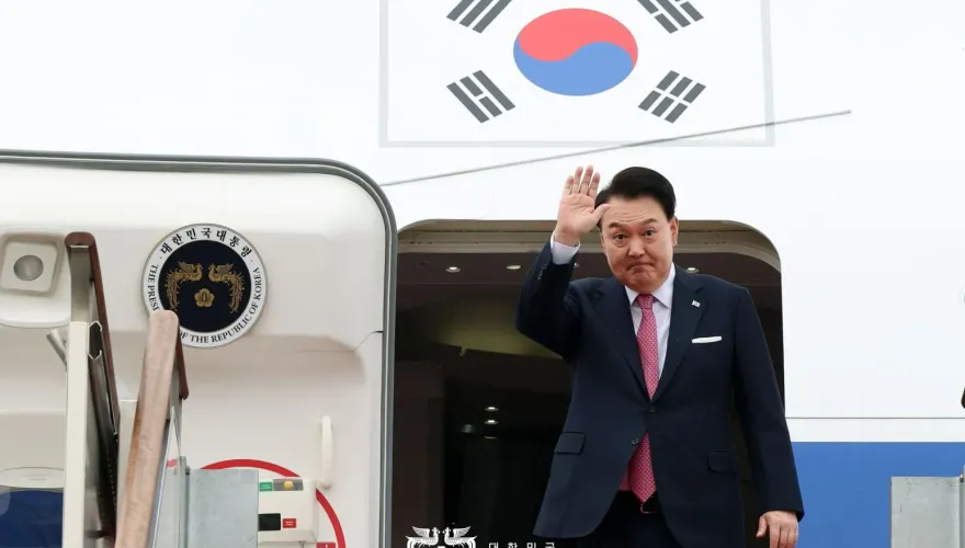 尹錫悅跑了？才宣布境管…隔天「總統專機」突從首爾起飛