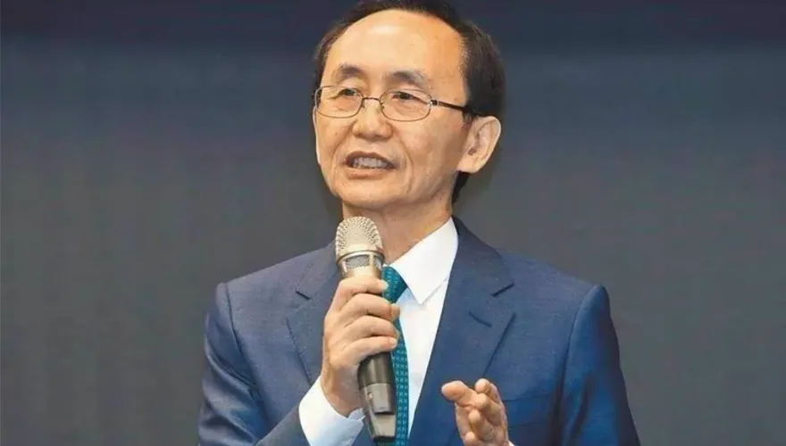 苗博雅能跟蔣萬安一戰？吳子嘉大喊「XX比雞腿」：有人要害她