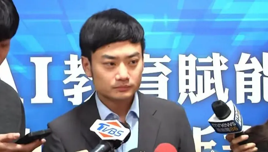 吳欣岱提台北燈節走路3分鐘有吸菸區　殷瑋：等於沒禁菸