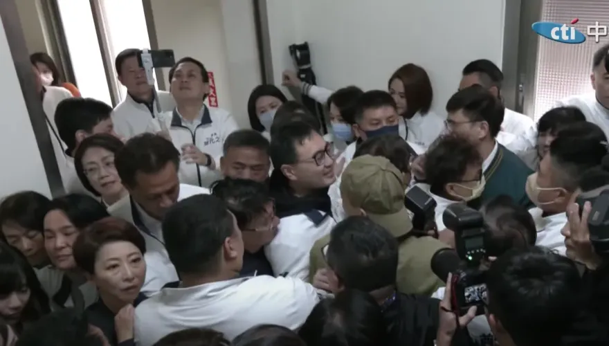 影/選罷法肉搏戰　葉元之嗆：罷免許智傑讓他去選市長