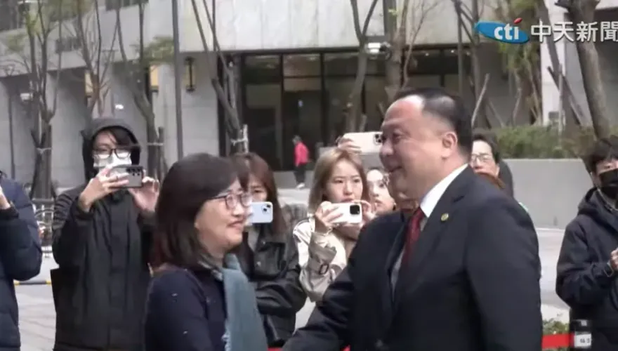 上海主團首站參訪廣慈社宅　華源：來學習一下