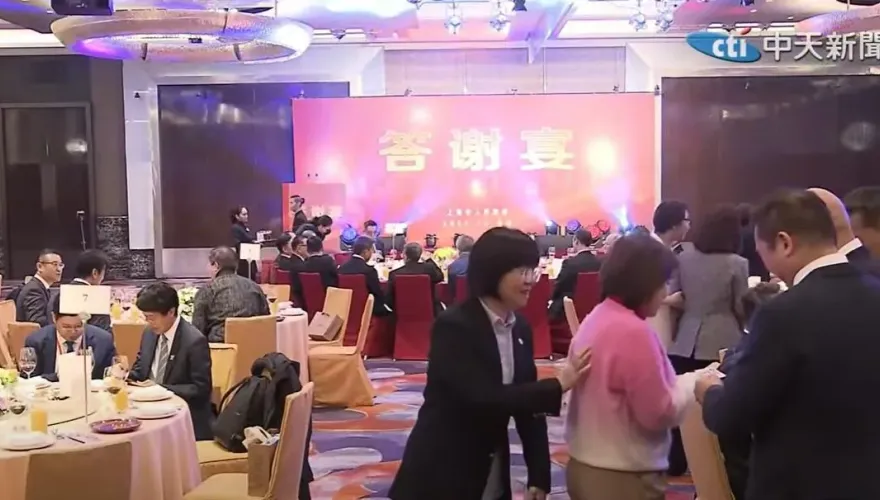 綠怨答謝宴沒被邀　侯漢廷列過往流氓行徑酸：好意思啊？