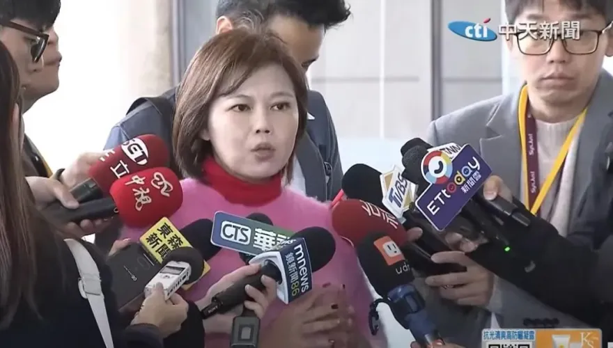 影/高嘉瑜衰被出征躺著也中槍　游淑慧抱屈：起義來歸吧