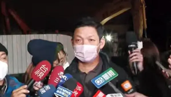 全聯倉儲大火釀9死！營造業者2度鞠躬致歉：對傷亡人員負責到底