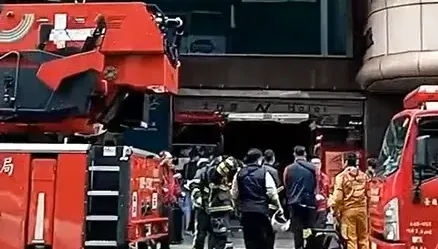 影/重慶南路驚傳大樓地下室爆炸起火　1人燒燙傷、多人嗆傷