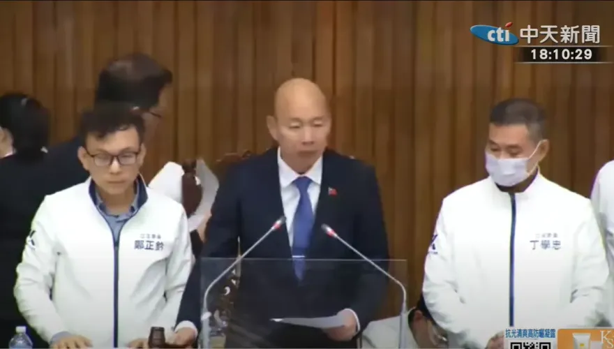 恐採3方式阻擋三法？沈富雄斷言綠：形塑藍白為搗亂者
