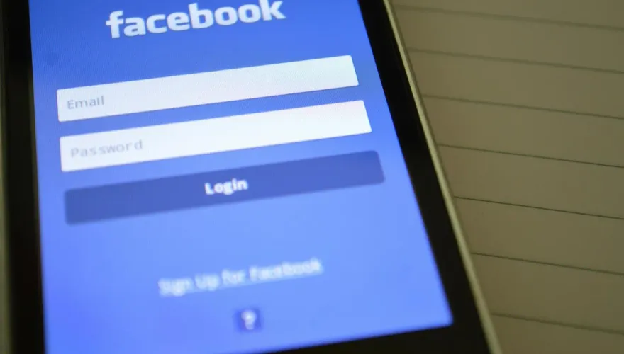 Meta再爆停權潮！大批網友FB、IG都被封　3解決方法曝