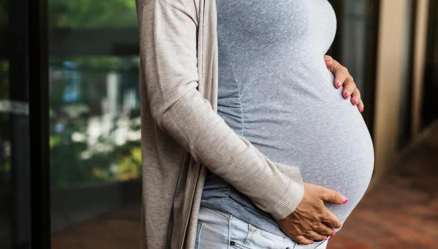 孕婦遇暴力事件怎自保？醫籲：快走勿奔跑、護腹避碰撞