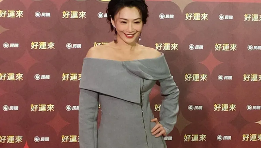 侯怡君負傷拍戲！滾山坡「蟲爬滿身」還瘀青　嘆蕭大陸反應冷淡