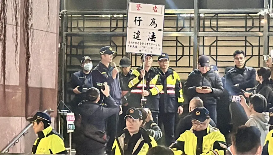 白委聽庭途中憤而離席　怒嗆「只有檢察官認為沒有證據」還採張益贍供詞