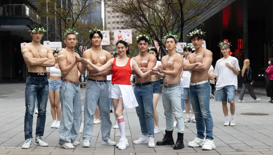 張榕容解放上衣！被6猛男包圍　3個月瘦3公斤秘訣曝