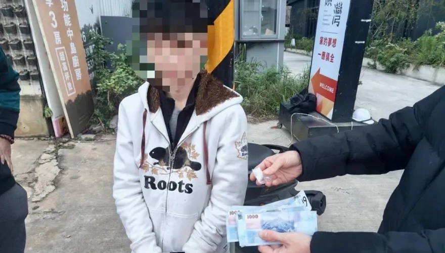 明目張膽！網貼「K 5g5000」訊息　警扮買家面交活逮毒販