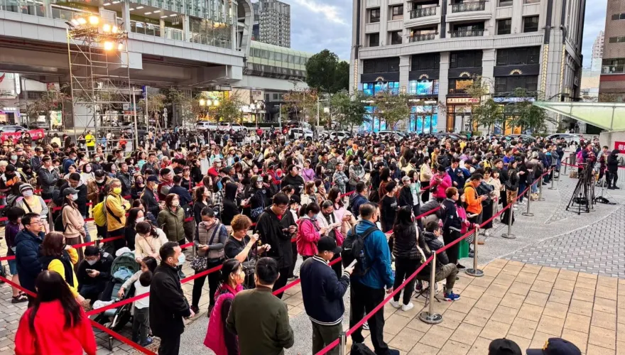「臺灣尚勇」春聯被掃光！球迷哀號　蔡其昌喊話：準備放大絕