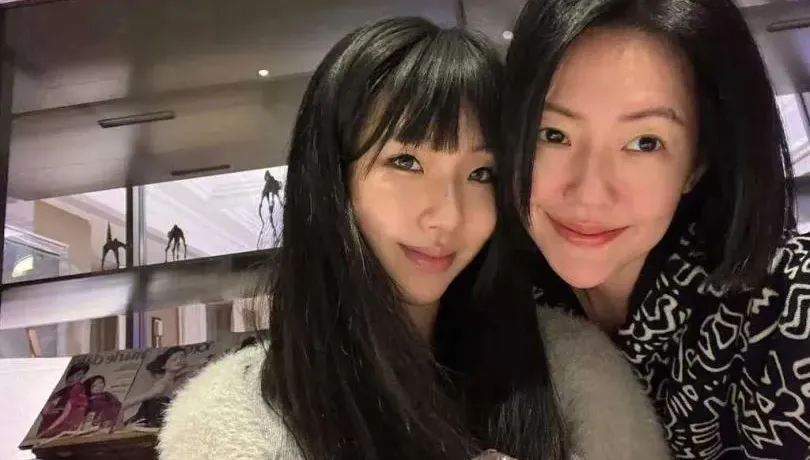 Elly返台！小S下廚嗨喊「當我女兒也太爽」　美照曝光