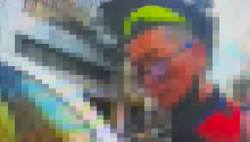影/吃不到火鍋開槍！保時捷男疑吸毒暴走顧客奔逃　警逮人畫面曝