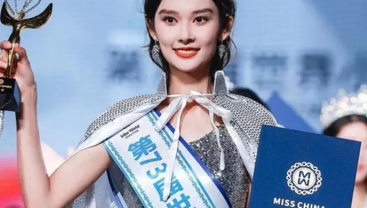 山東女孩甘容菲摘下世界小姐大陸區冠軍　將登世界舞台
