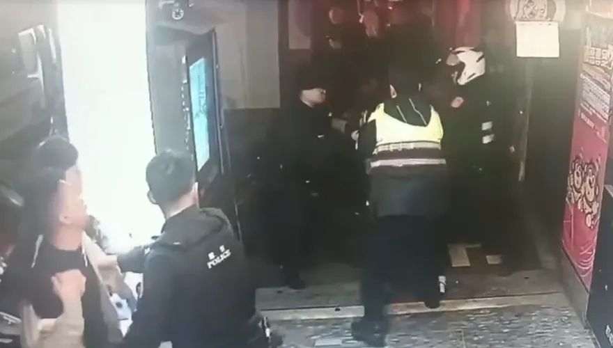 影/酒後搶計程車！3男KTV前動手狂毆　永和警快打逮3人