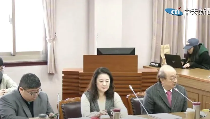 藍白大砍總預算　黃揚明：執政黨聲援量極低才是重大危機
