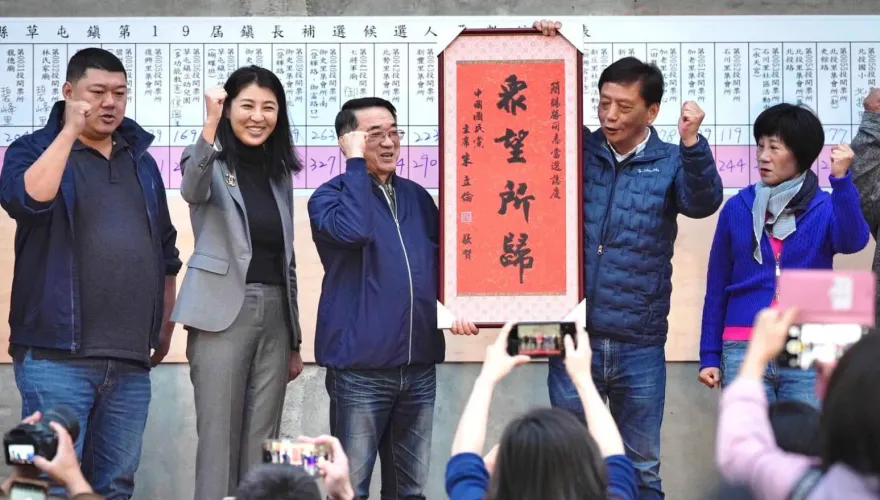 陳時中、王義川敗選戰犯？草屯鎮長補選綠大敗　在地網友不意外：早有端倪