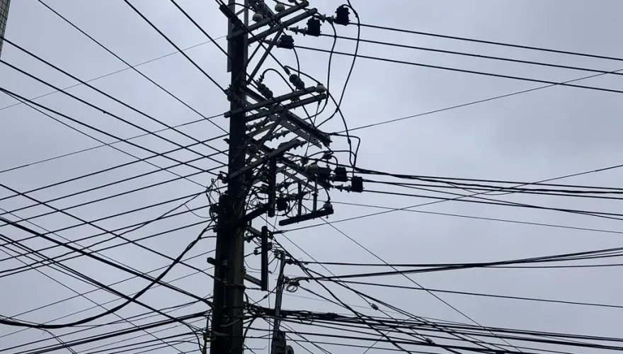 藍白預算喊砍　台電再發聲：永在風雨中搶修「盼國會支持」