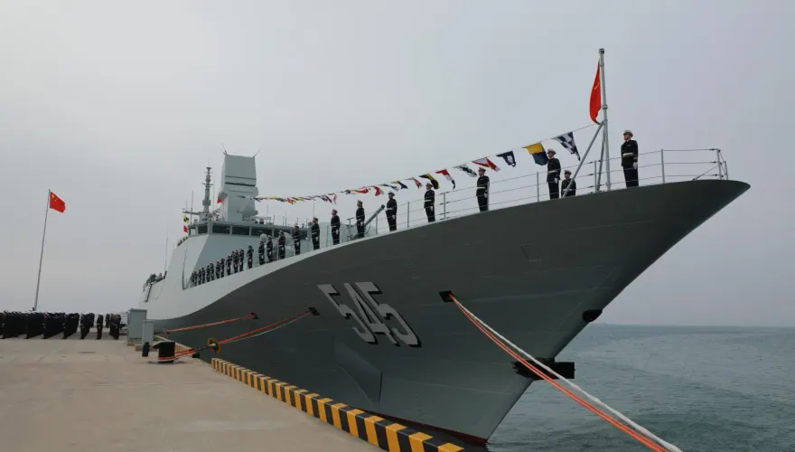 解放軍上新！首艘054B護衛艦「漯河艦」入列　隱身技術獲突破