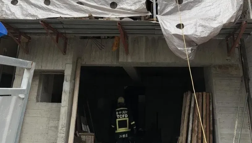 年前死劫！台中工人從3樓鷹架摔落　送醫急救仍不治