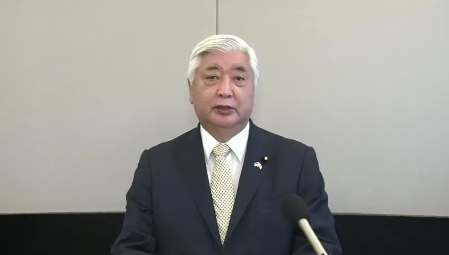 日本防衛大臣視察沖繩直升機　驚傳故障迫降