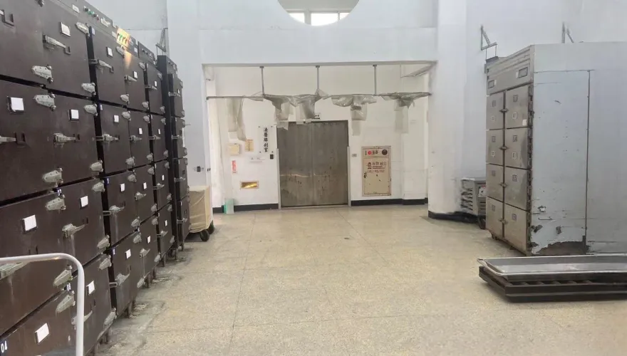 春節的雙重哀痛！台東殯儀館冰櫃「不夠躺」家屬淚崩