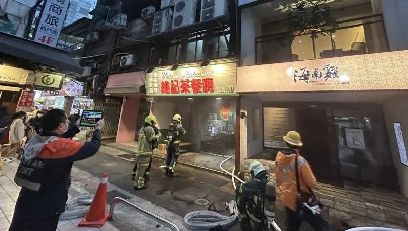 北市西門町商圈爆火警　港式茶餐廳排油煙機燒毀