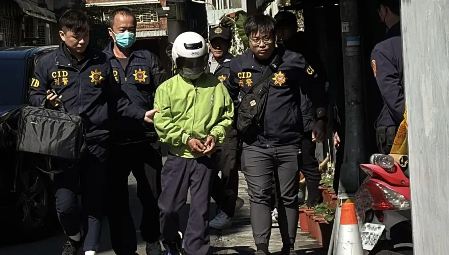 高雄碎屍魔奪3命丟河！死者兒衝現場哭喊：一定要判死