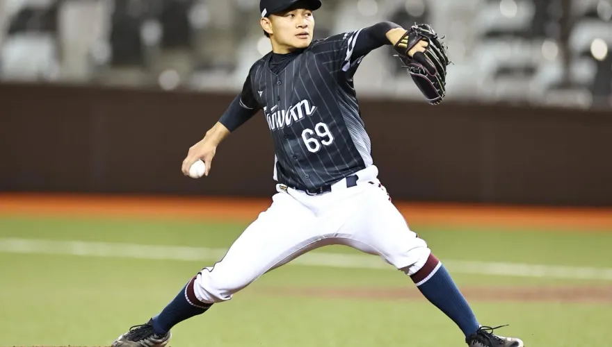 中華隊閉門戰台鋼！徐若熙2局賞3K　飆速152公里