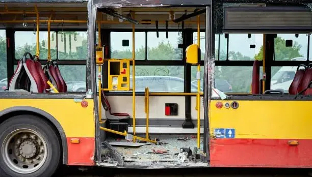 廣東懷集公車突起火燃燒！6人死亡　事故原因調查中