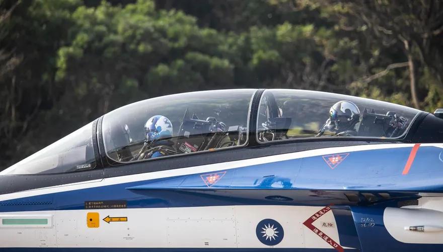 傳承！空軍雷虎小組舉辦交接典禮　勇鷹高教機接棒AT-3
