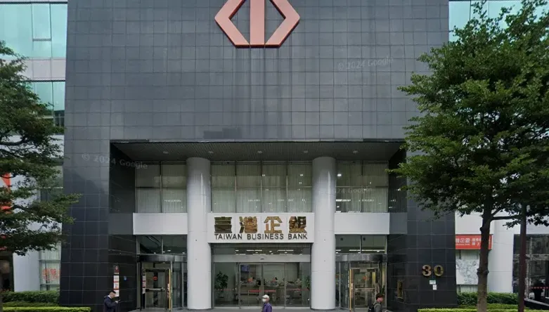 傳台企銀董座劉佩真向高層請辭　總經理李國忠暫代董事長